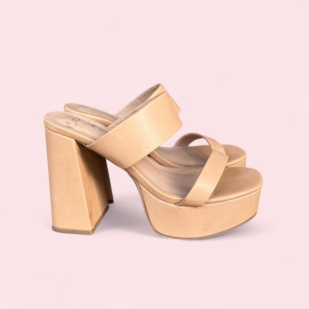 Unbranded Women's Tan and Cream Courts